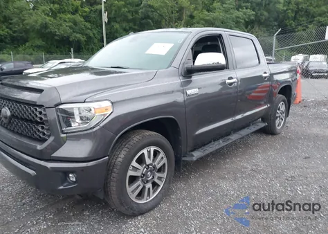 2018 Toyota Tundra Platinum 5.7L V8 из США, поврежденный, VIN 5TFGY5F16JX236018
